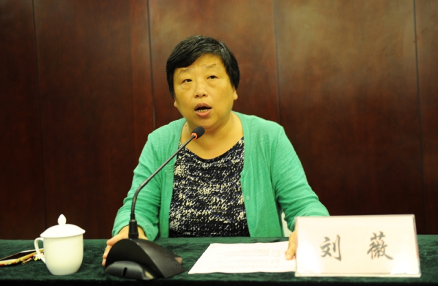 培训学院院务委员刘树峰代表培训学院致欢迎辞.